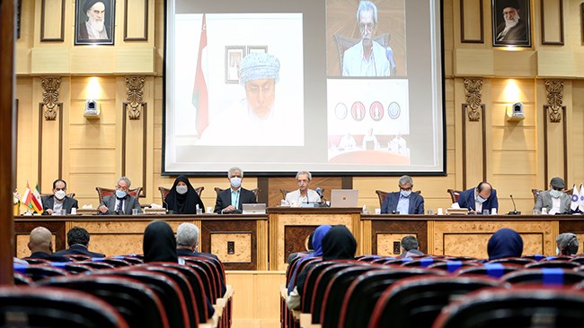 شافعی: ایران و عمان باید فضایی برای تبادل افکار جدید و خلق ایده‌های بدیع ایجاد کنند